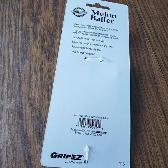 Norpro Grip-EZ Melon Baller With Black Rubber Handle - Picture 4 of 4